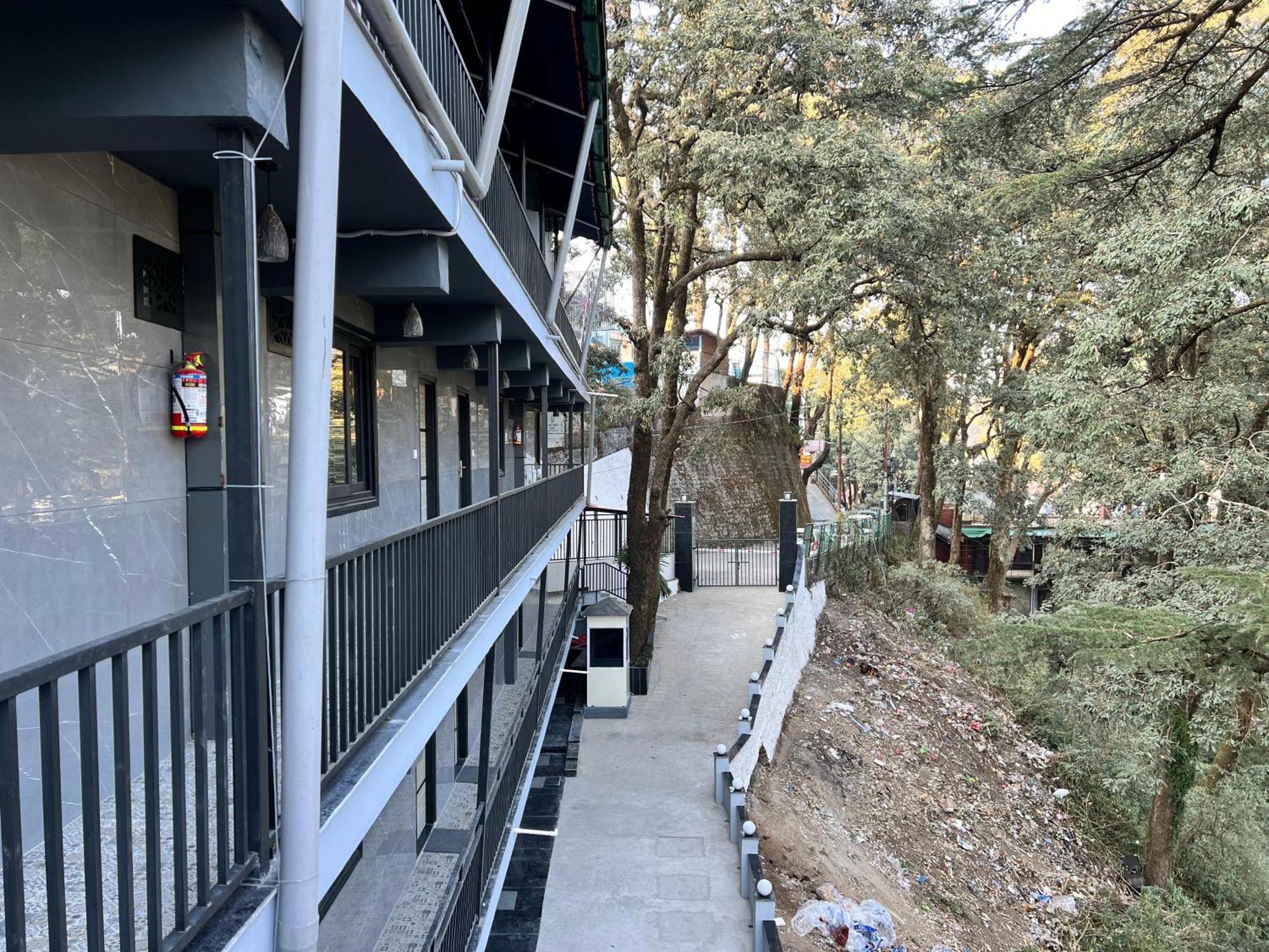 Hotel Pride Inn - 800 Mts From Mall Road Masuri Exterior foto
